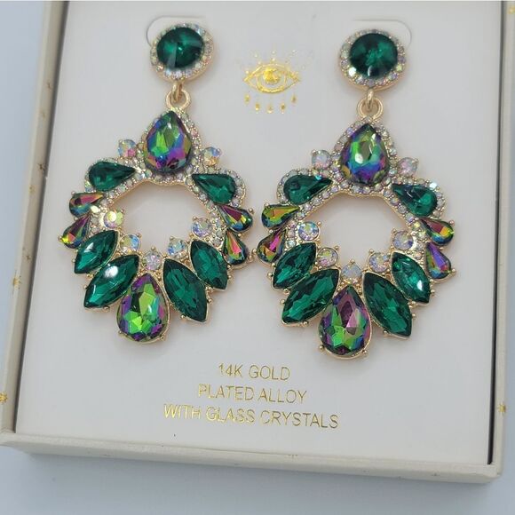Eye Candy Earrings Luxe Gold Plated Glass Crystals Green Earrings #546 - Picture 8 of 12
